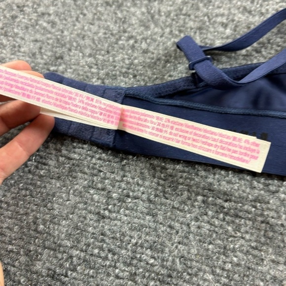 PINK by Victoria’s Secret Blue Wear Everywhere Wireless Lightly Lined size: 32C - Picture 7 of 7